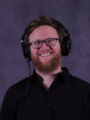 Prof. Frick-Verdine headshot